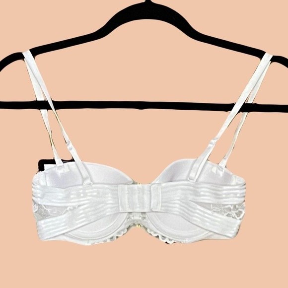 Maidenform Essential Multiway Push-Up Bra - Picture 3 of 6
